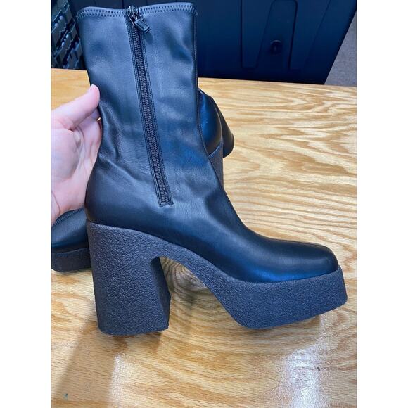 Stella McCartney Platform Heel Boots Women's 8.5 Black Leather Side Zip S24 - Picture 4 of 10